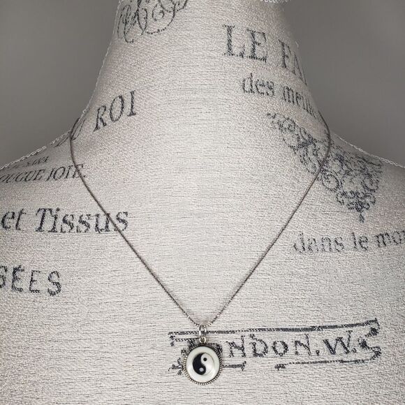 Antique Yin & Yang Silver Gold Pendant Ring Set - Picture 3 of 14